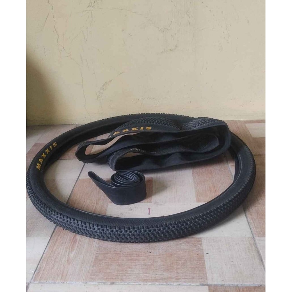 Ban Luar Sepeda Tire Maxxis Pace 29x2.10 with Tube Kenda