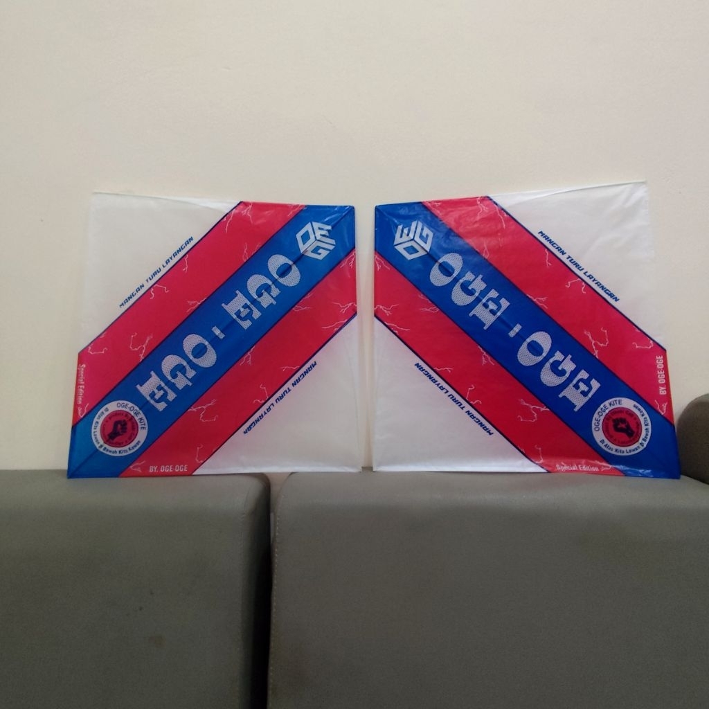 Layangan Sukhoi Full Fiber Double Lilitan 2 Warna