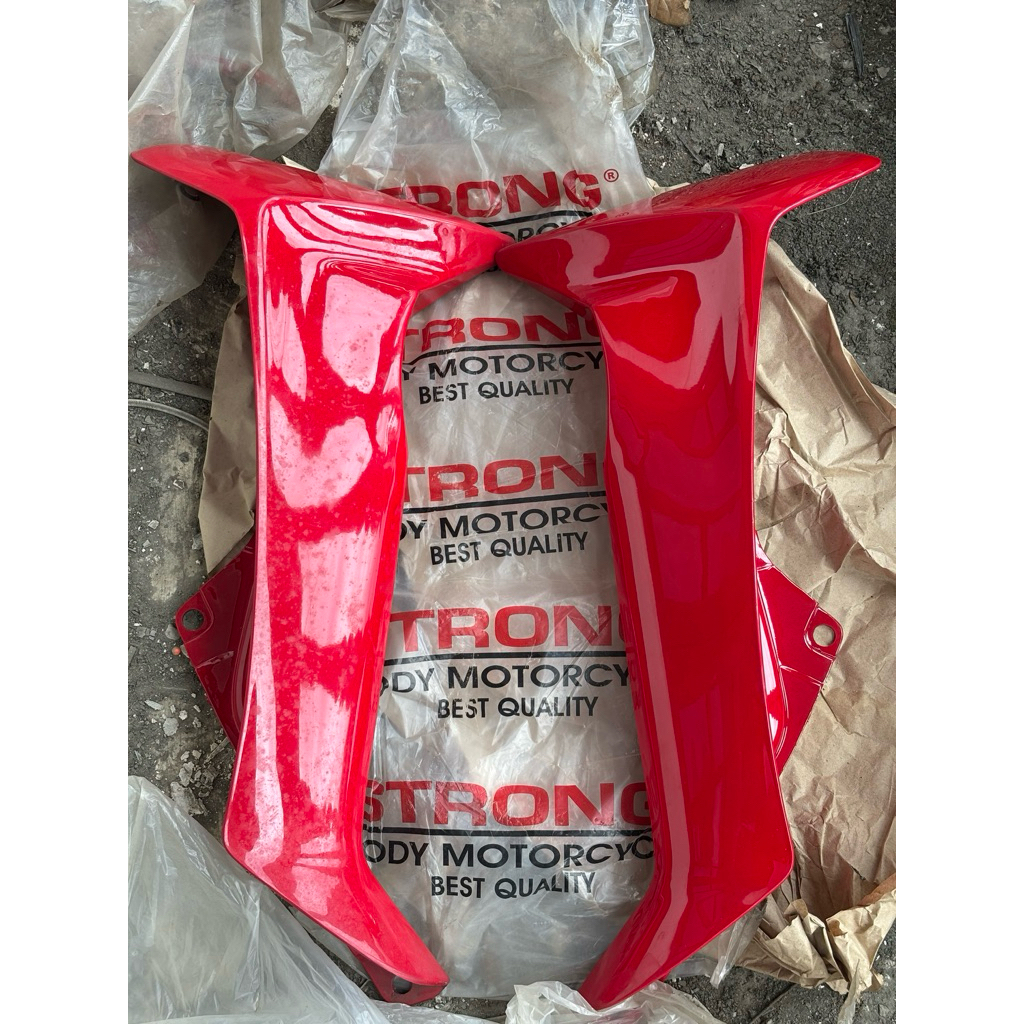 SAYAP DEPAN F1ZR STRONG MERAH