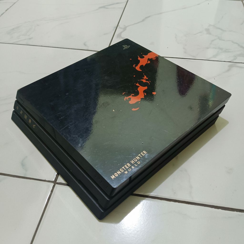 PS4 PRO HEN 1TB LIMITED EDITION