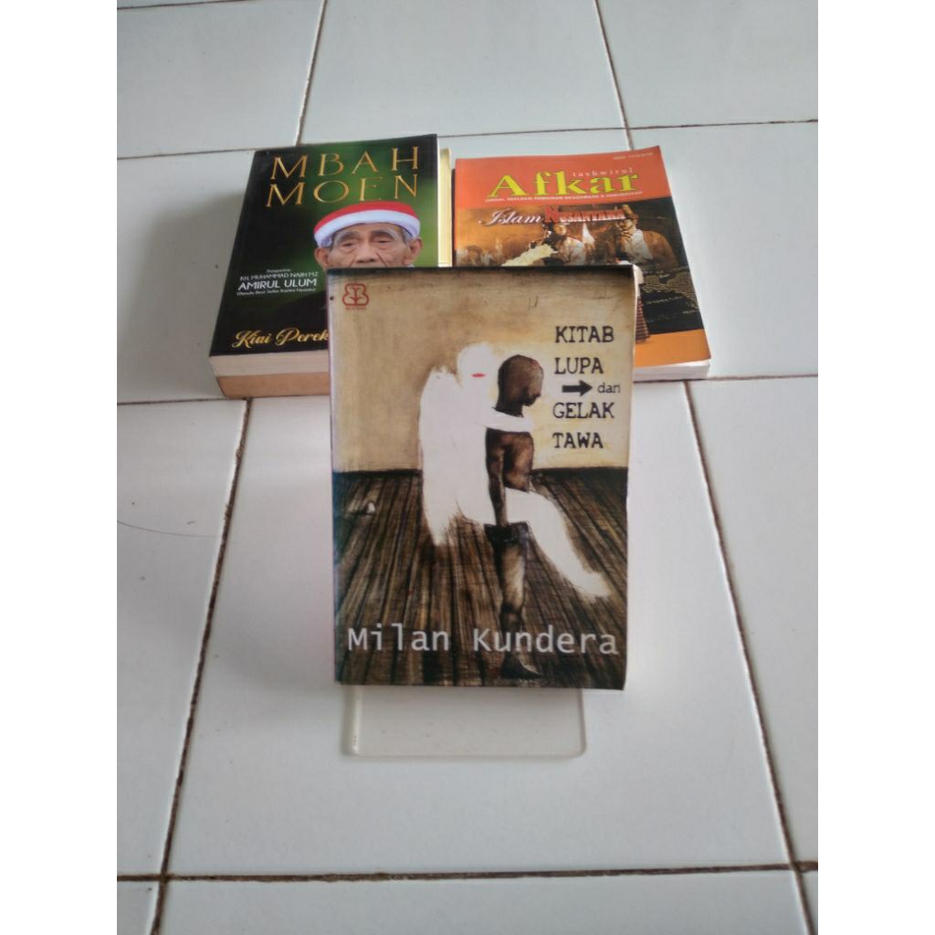 kitab lupa dan gelak tawa