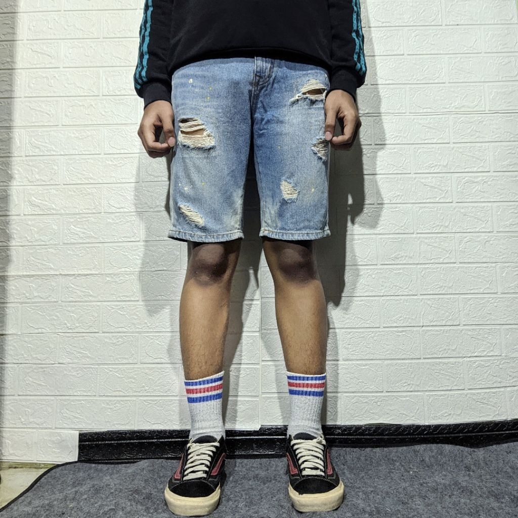 Size 30 Celana Pendek Shortpants Jeans Blue Washed Fading Ripped Original Preloved #CP134