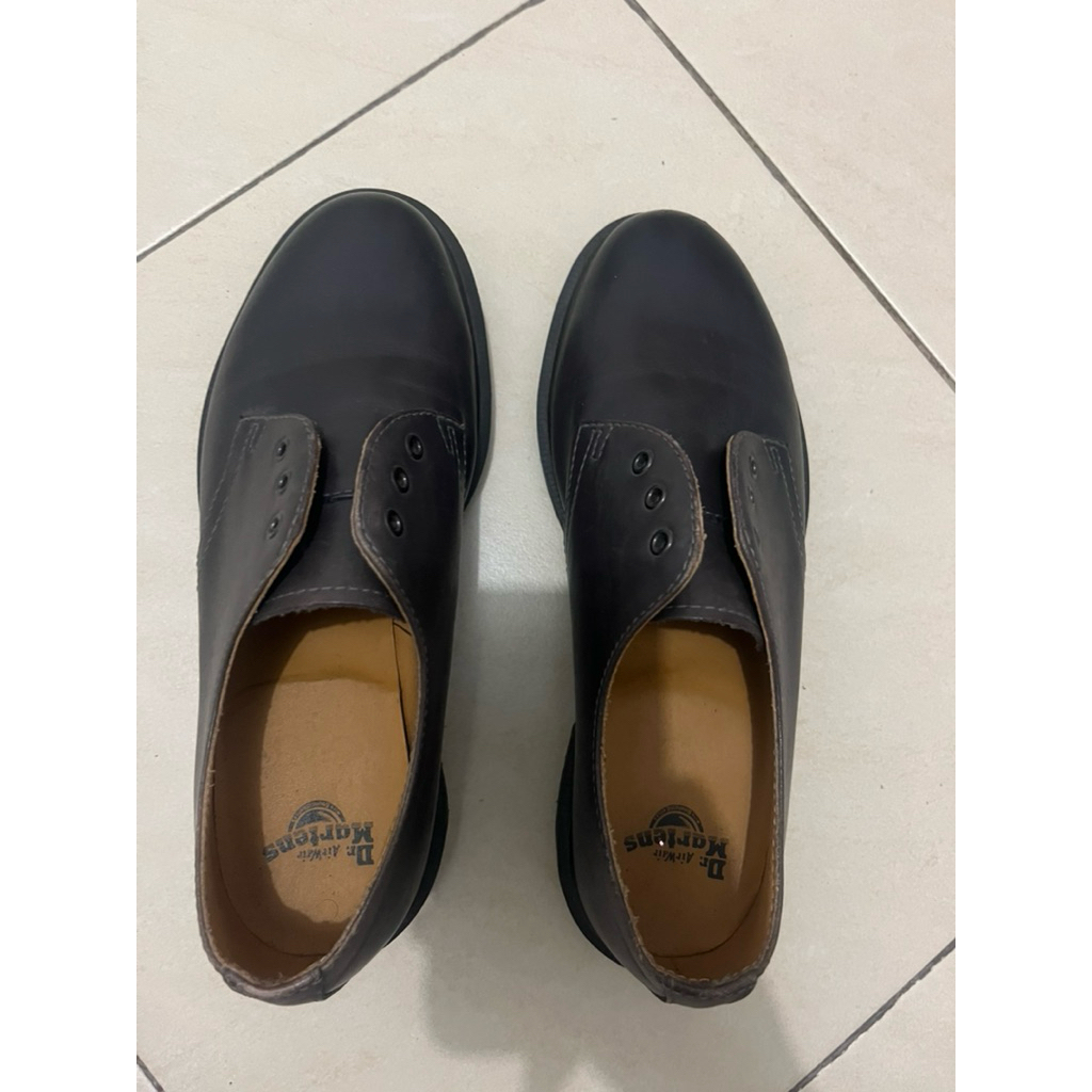 Docmart Black 1461