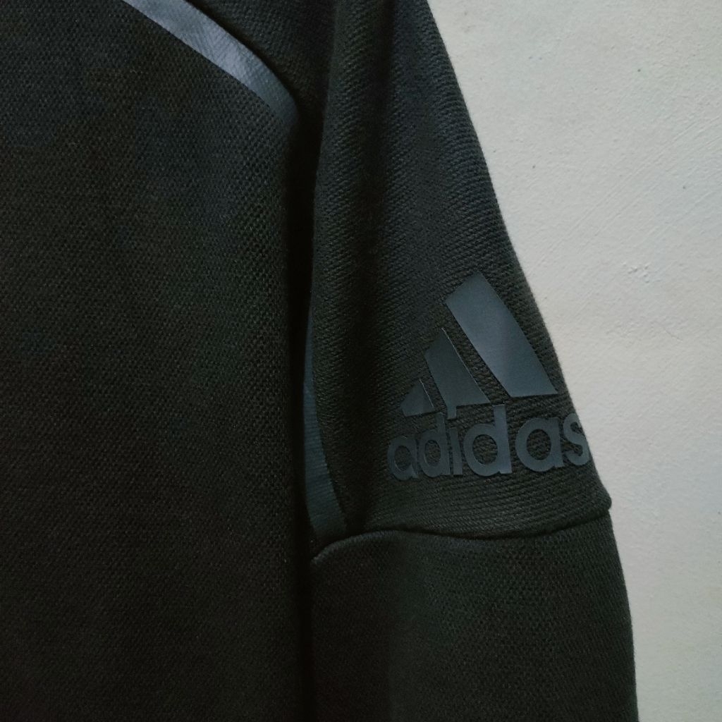 Adidas ZNE Doubel Zipper Black on Black