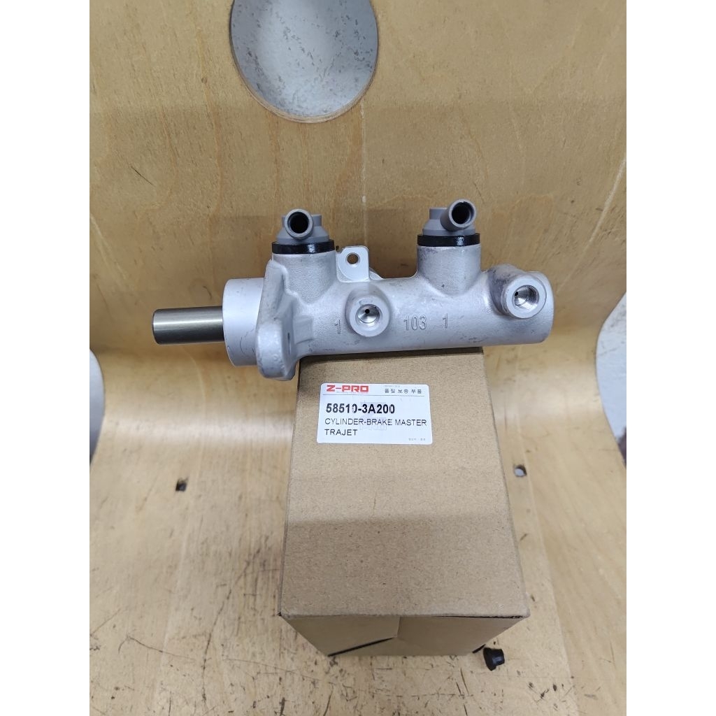 Master rem hyundai trajet 4 lobang