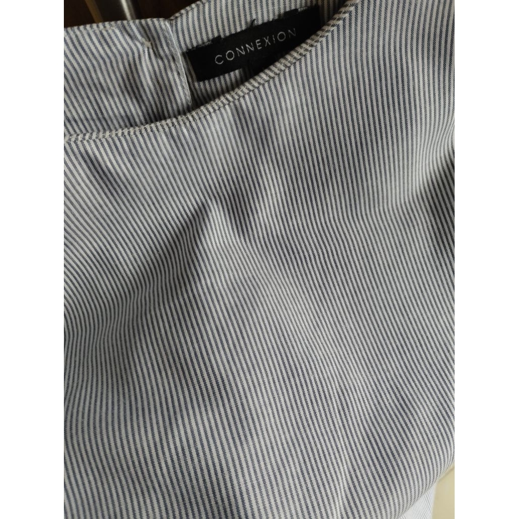 Blouse Wanita Connexion