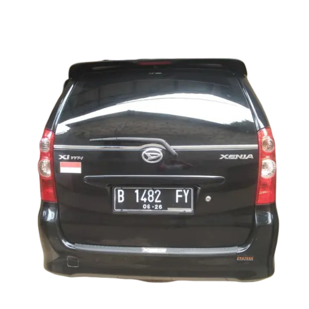 List Kaca Belakang Mobil Avanza / Xenia Lama Chrome