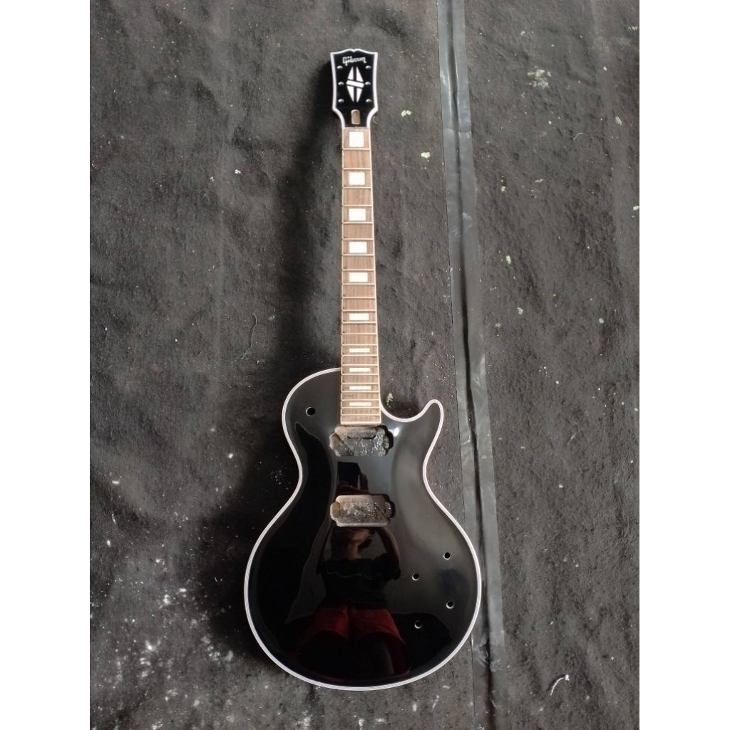 GITAR ELEKTRIK CUSTOM GIBSOONN - GITAR ELEKTRIK - GITAR CUSTOM