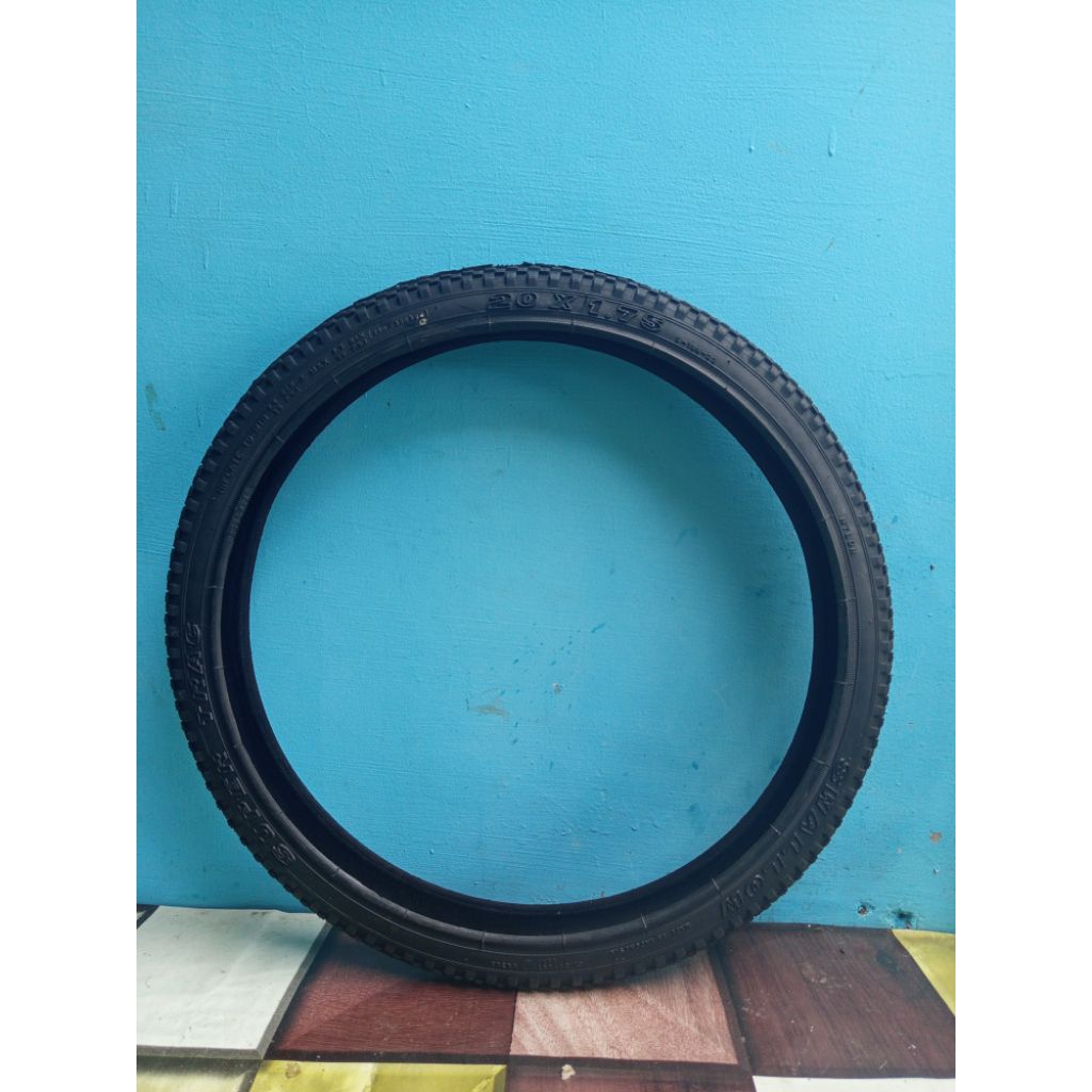BAN LUAR SEPEDA 20X1.75 SWALLOW SUPER TRAC LIST MERAH BAN KUAR SEPEDA BMX SUPER TRAC