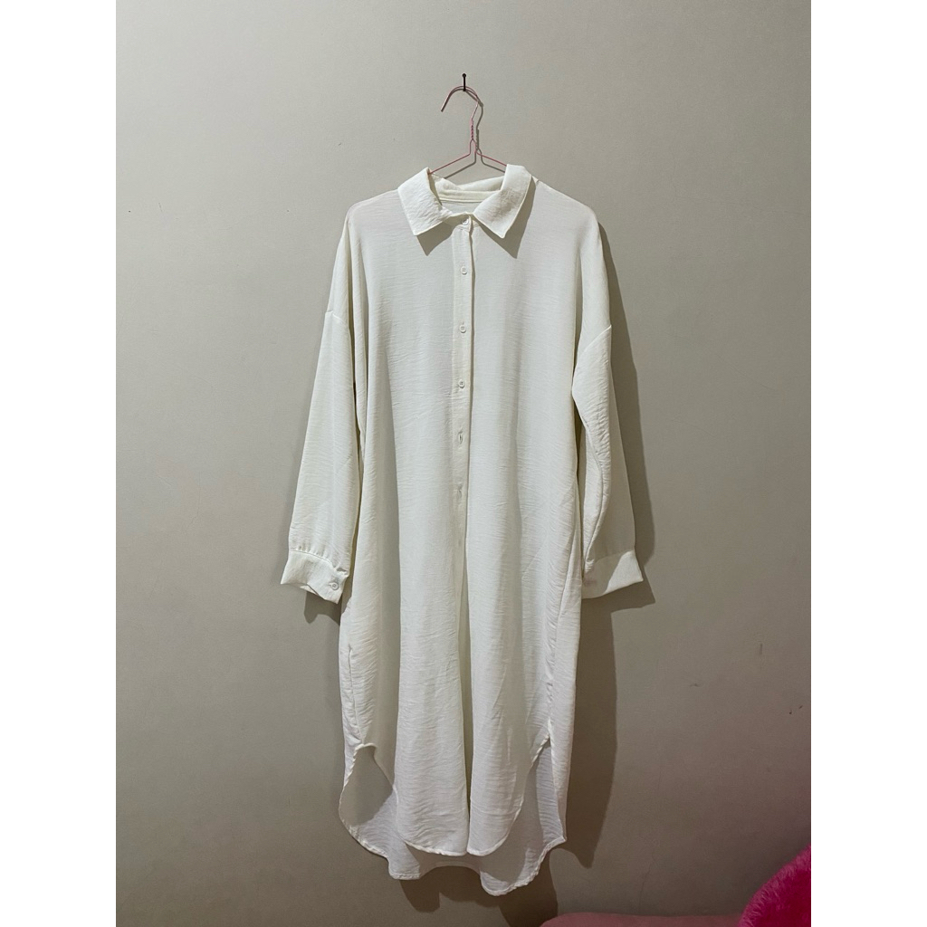 tunik putih panjang