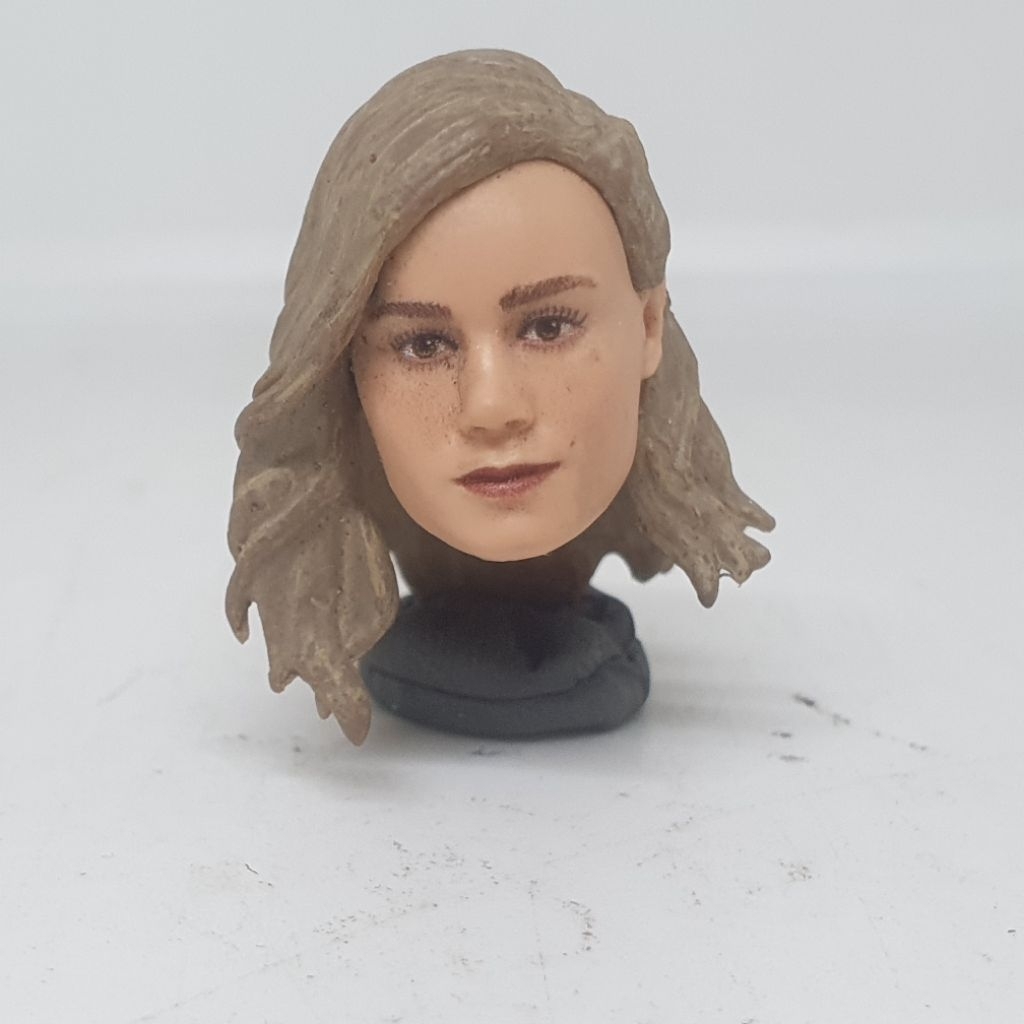 Marvel Legends Head HS Female Captain Marvel Carol Danvers Avengers Endgame Hasbro kitbash 1/12