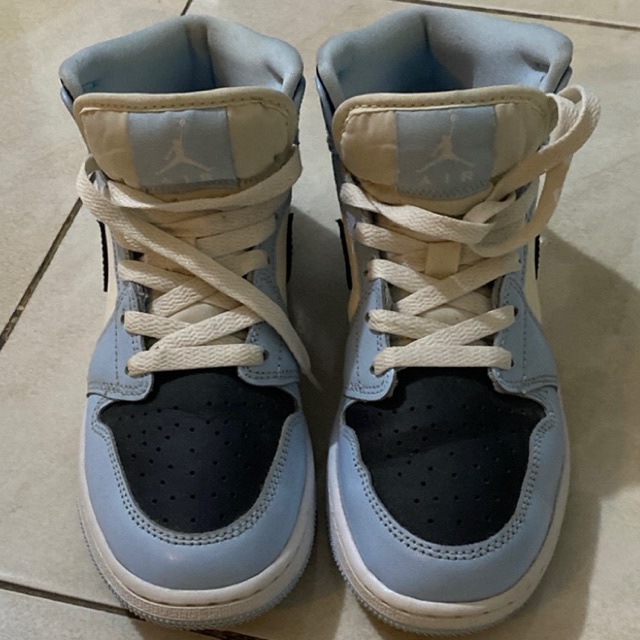 [PRELOVED] ORIGINAL AIR JORDAN 1 MID ICE BLUE GS Size 37.5