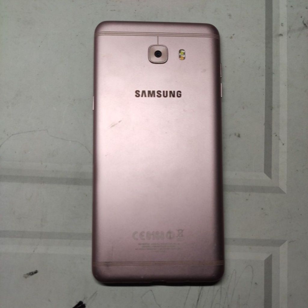 Samsung c9 pro 6/64 | point mesin