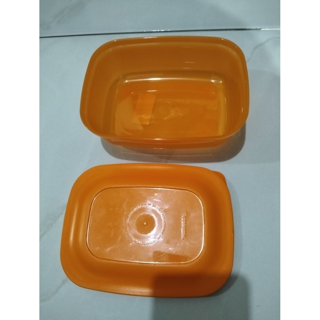 Habiskan stok Tupperware Lolita tempat makan 500ml