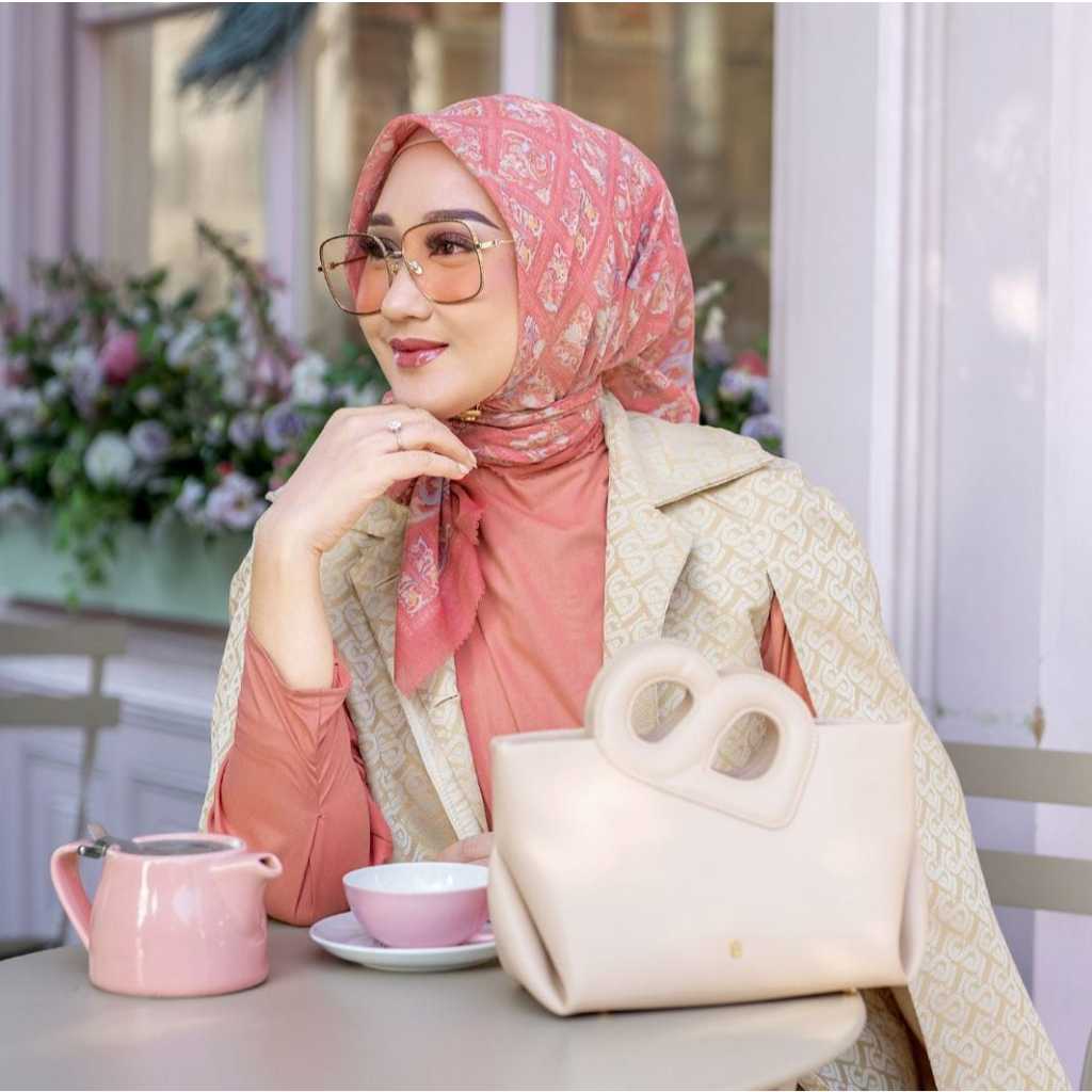 (PIN B+POUCH) Hijab Buttonscraves KW autograph series terbaru