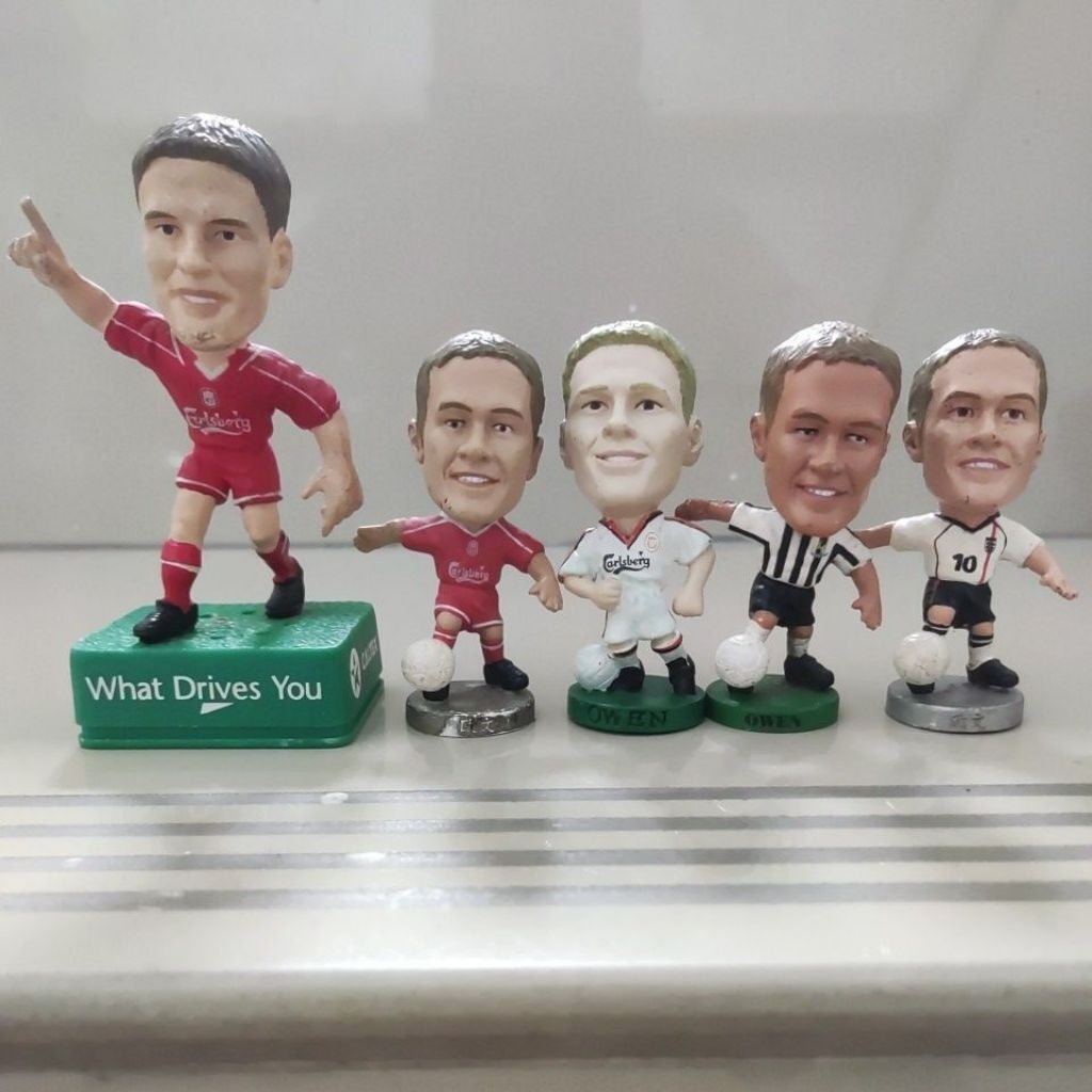 Take All Action figur pemain bola michael owen #10