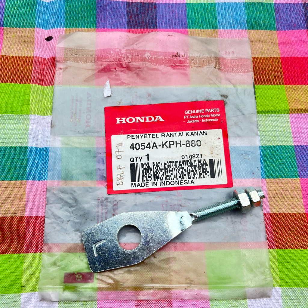 SETELAN PENYETEL RANTAI ADJUSTER R CHAIN ASSY KHARISMA SUPRA X 125 4054A-KPH-880 ORIGINAL AHM