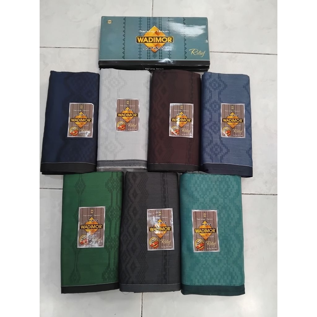 sarung wadimor relief,sarung motif polos