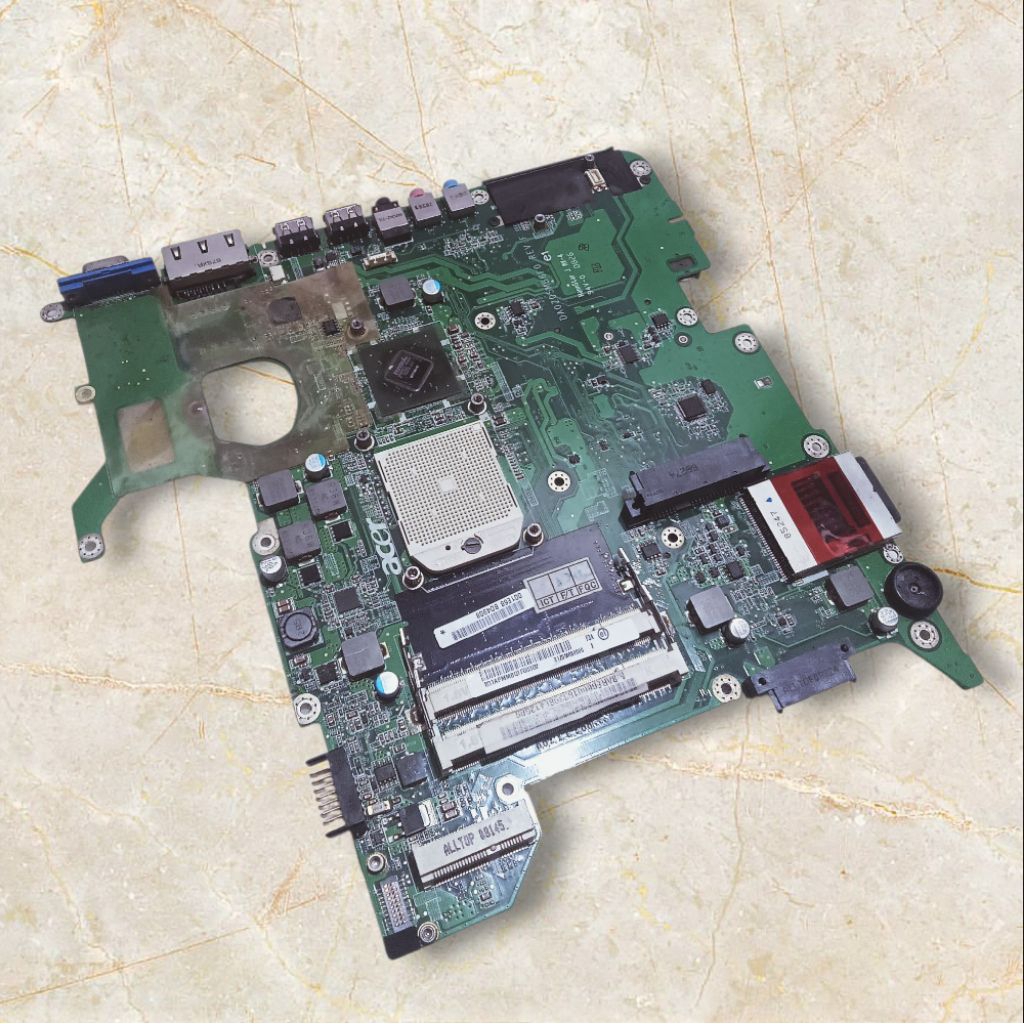 motherboard laptop Acer 4530/Z05 kondisi matot