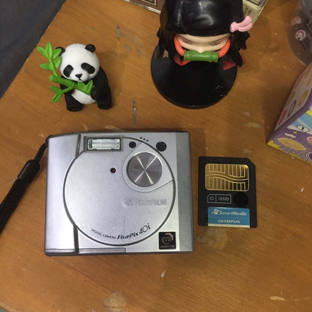 kamera digital poket digicam fujifilm finepix 40i rare vintage murah