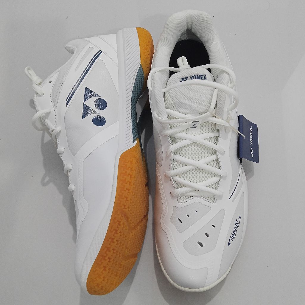 Yonex power cushion SHB65 Z4/ SHB 65 Z4 / SHB 65 Z4 MEX