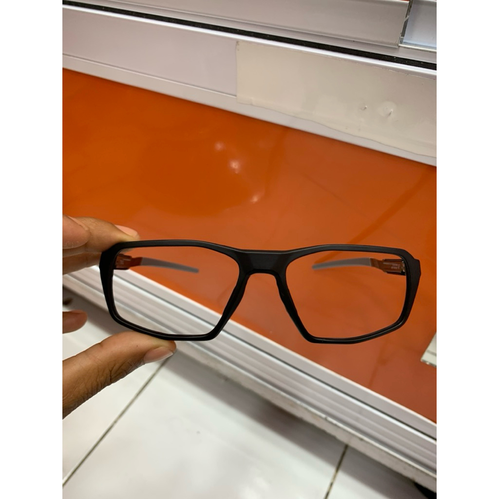 kacamata Oakley OX8170 original size56-17-138 masih mulus100%.