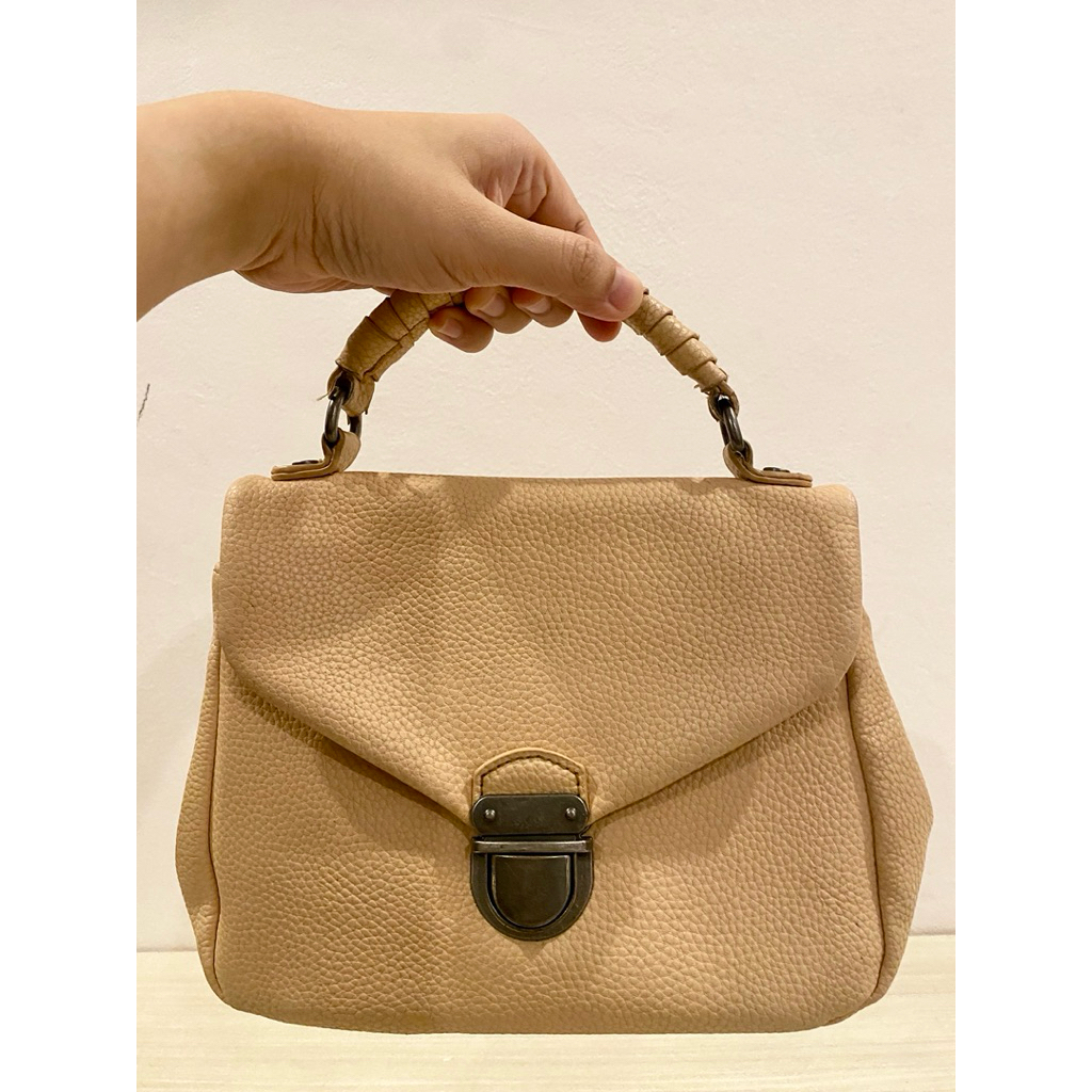 PRELOVED Original Mango Flip Cross-Body Beige / Mango Sling Bag Beige / Tas Mango / Mango Bag / Mang