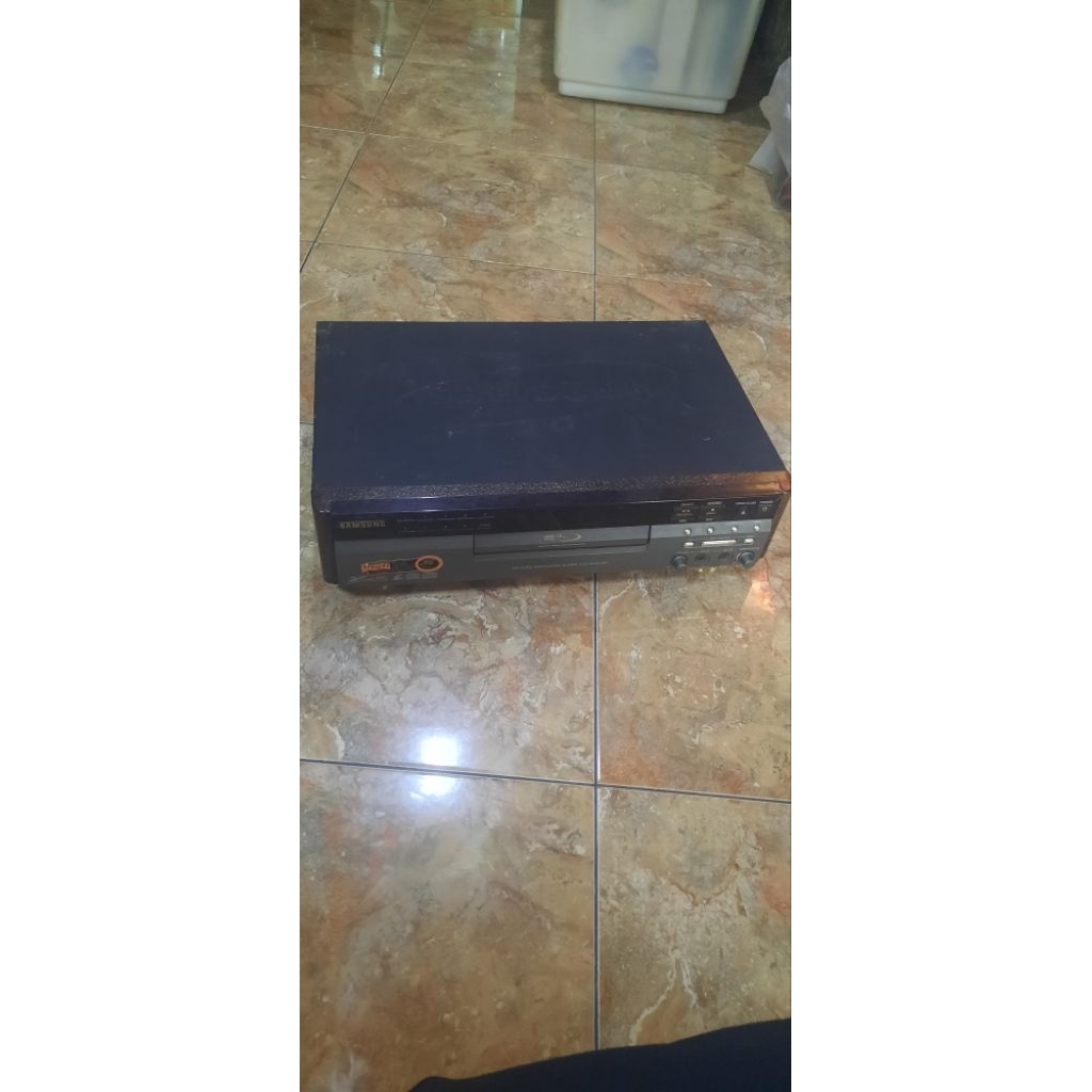 CD VCD PLAYER SAMSUNG  VIDEO-CD PLAYER MIC NORMAL