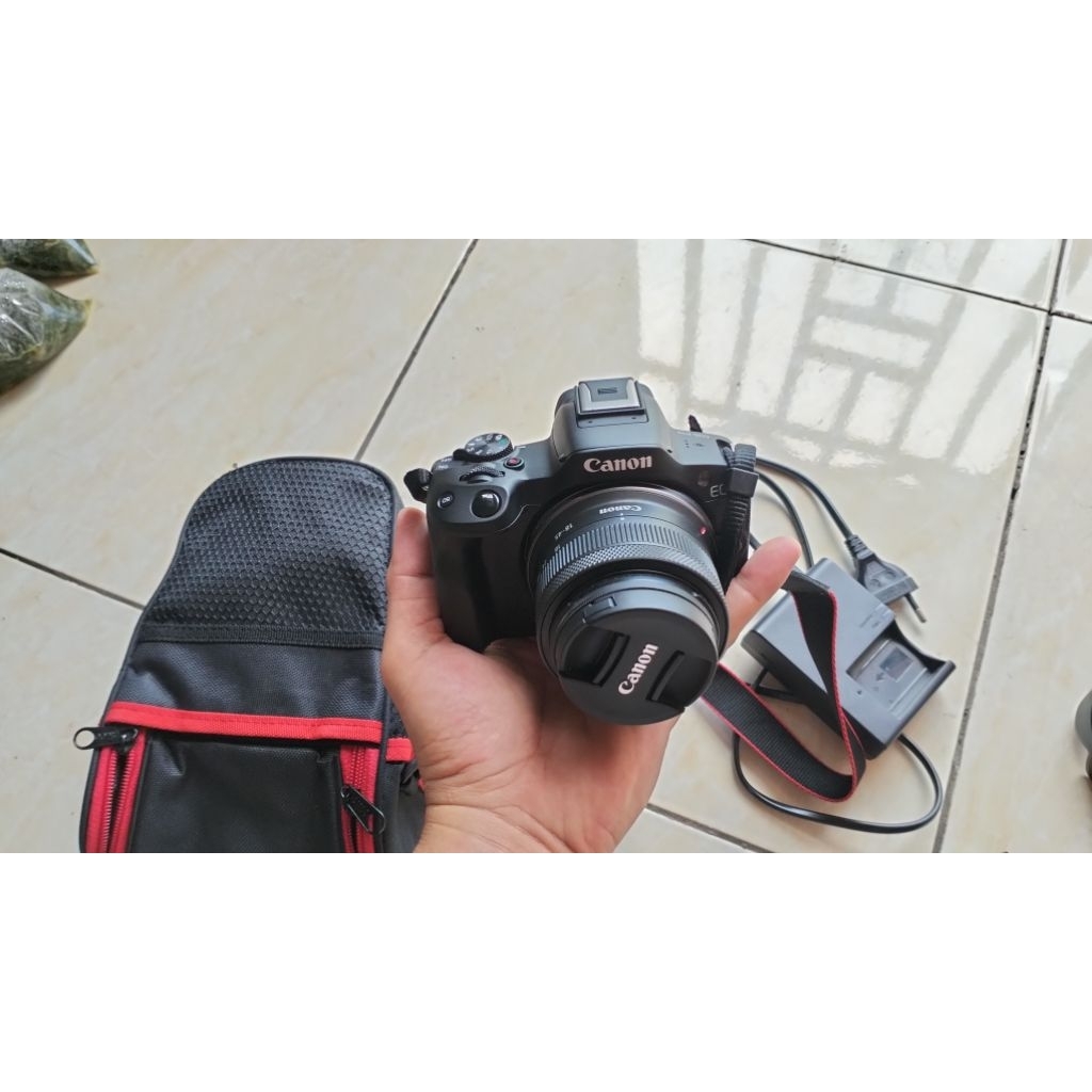 KAMERA CANON EOS R50