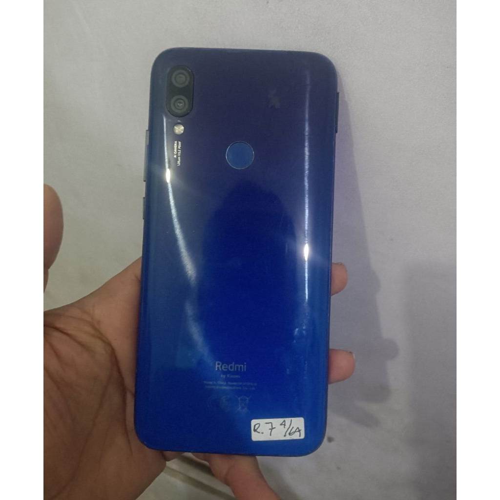 Redmi 7 4/64gb