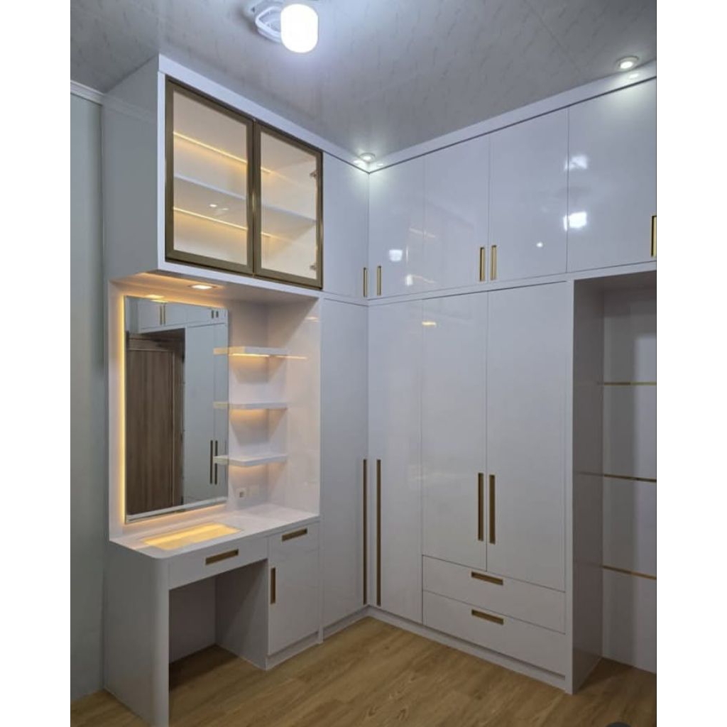 Start Harga 1.950.000/m², Lemari Baju Custom Built-In + Meja Rias Modern – Area Madiun, Ngawi, Ponor