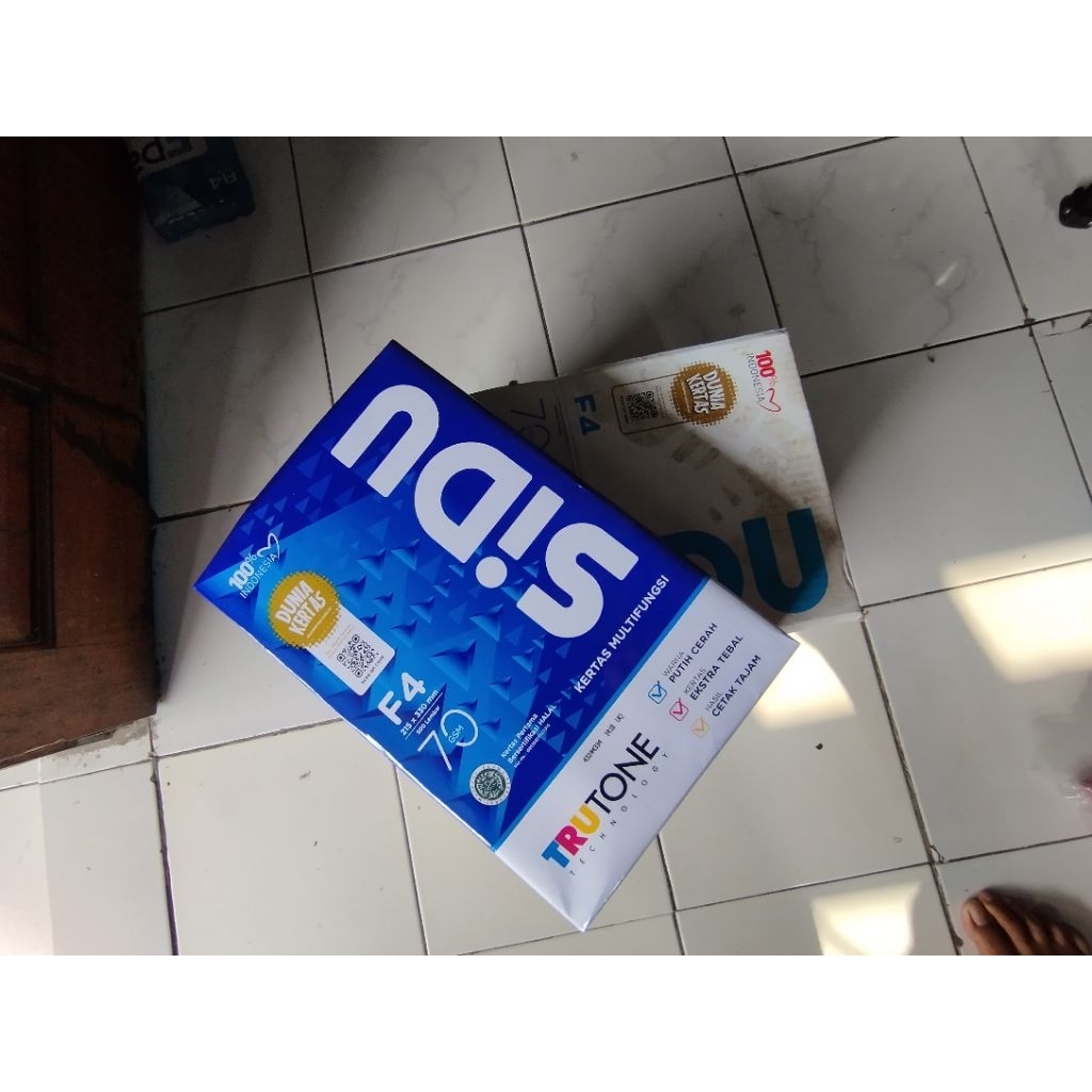 Kertas HVS F4 70 gram Sinar Dunia