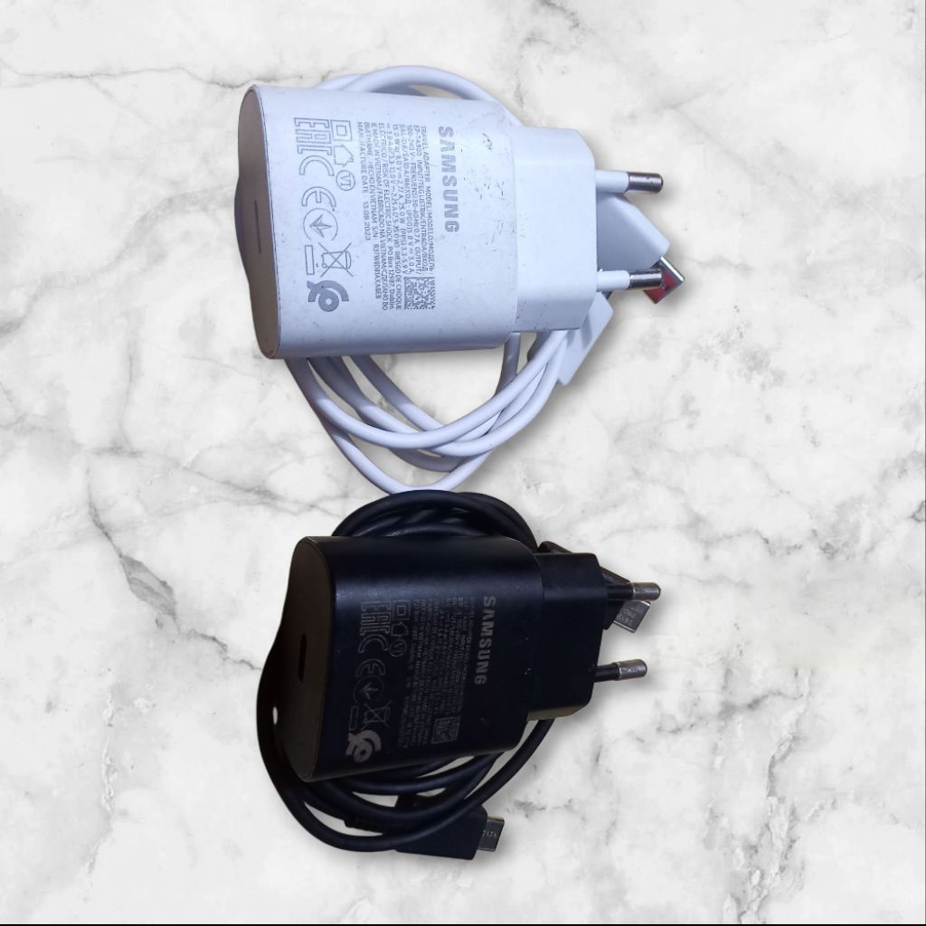 charger samsung 25w original bawaan hp/dosbuk