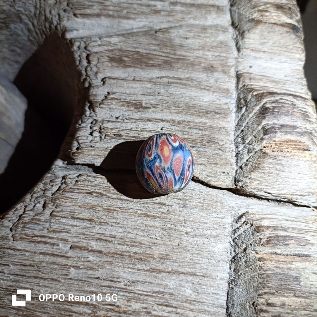 manik manik kuno barang temuan ukuran jumbo