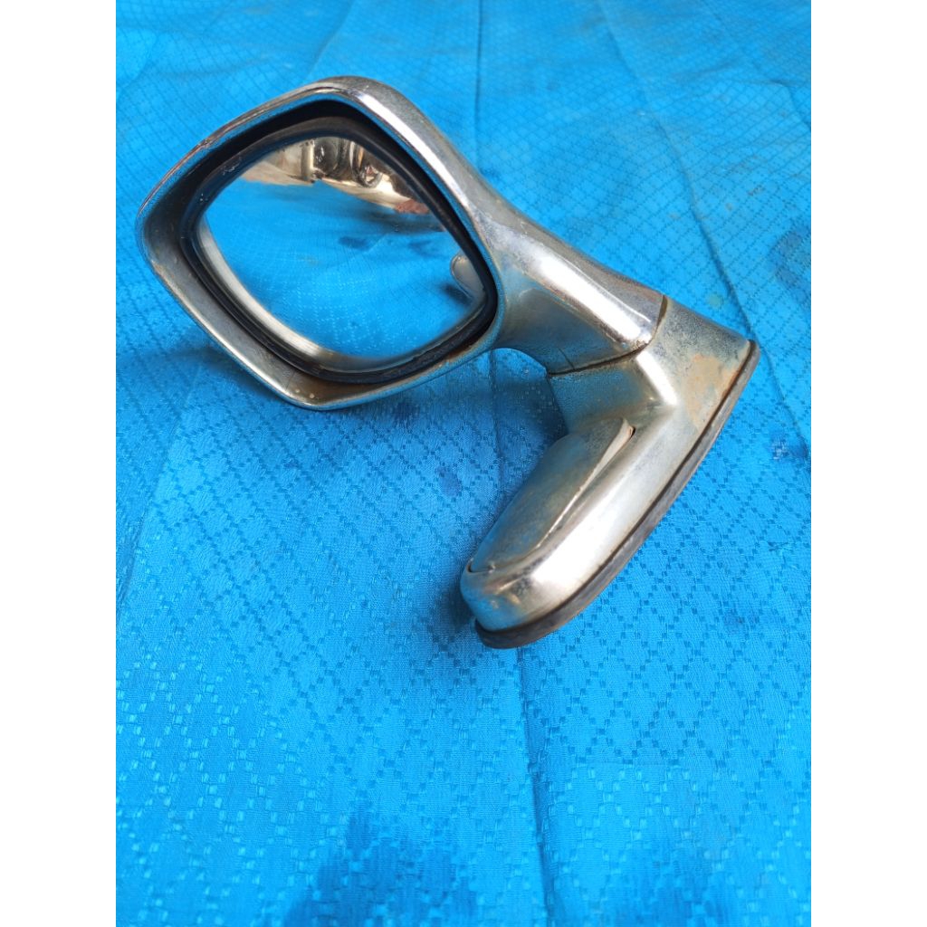 spion kap mesin Toyota Corolla ke30 / spion Toyota ke30