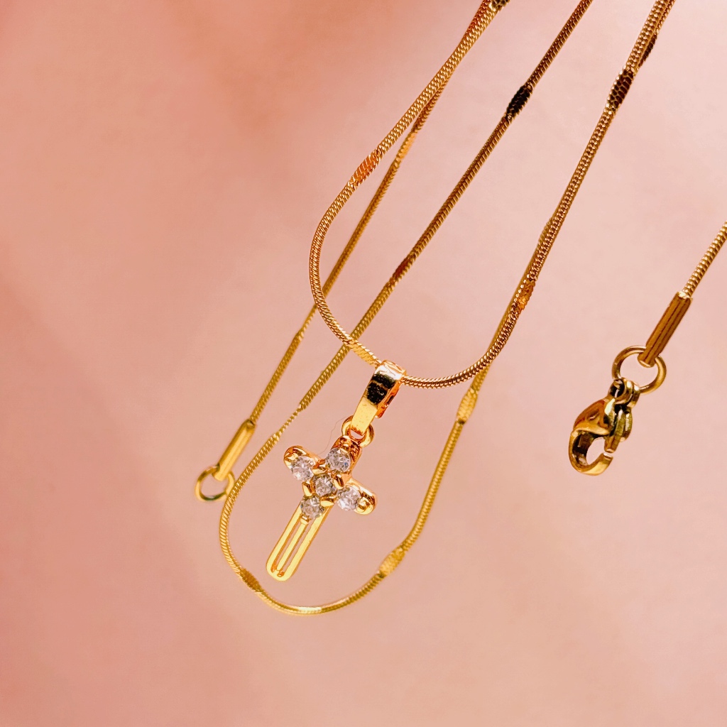 Aish Jewelry kalung Salib Wanita Titanium Lapis Emas 18K Anti Karat Model Korea Fashion Kalung Salib