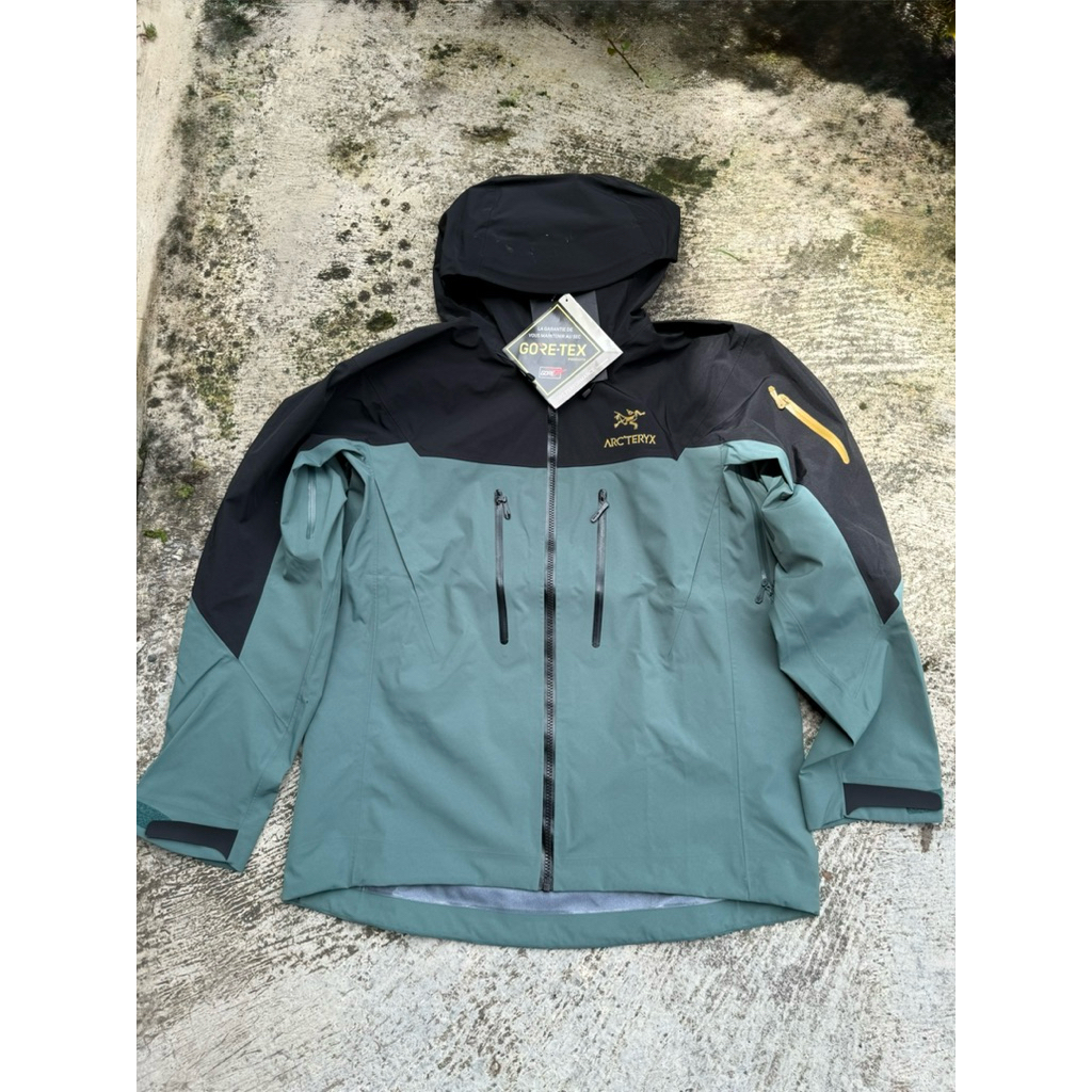 Arc’Teryx Alpha SV GORE-TEX Pro Gorpcore Waterproof Jacket Jaket Gunung Anti Air