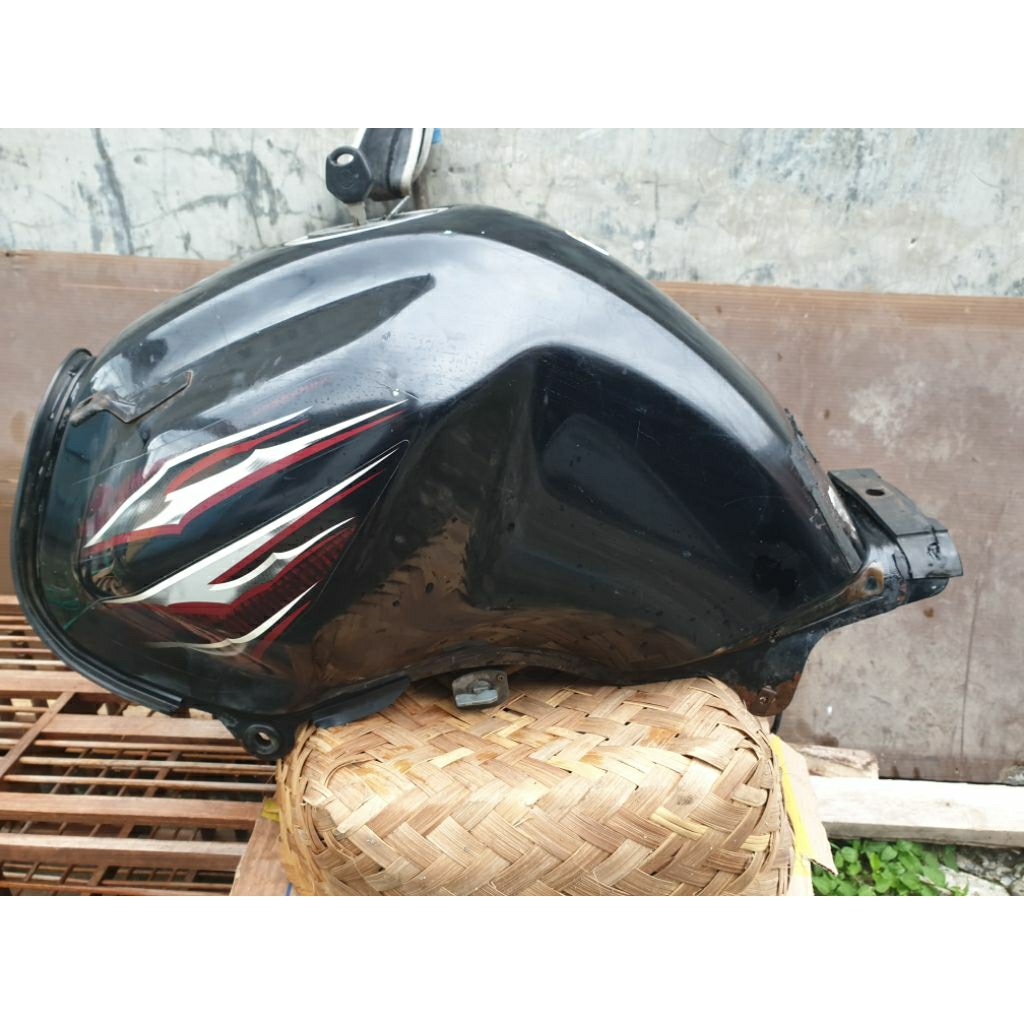 Tangki Scorpio Z New Original copotan