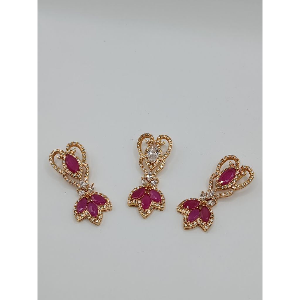 Liontin Kalung Juntai Batu Merah