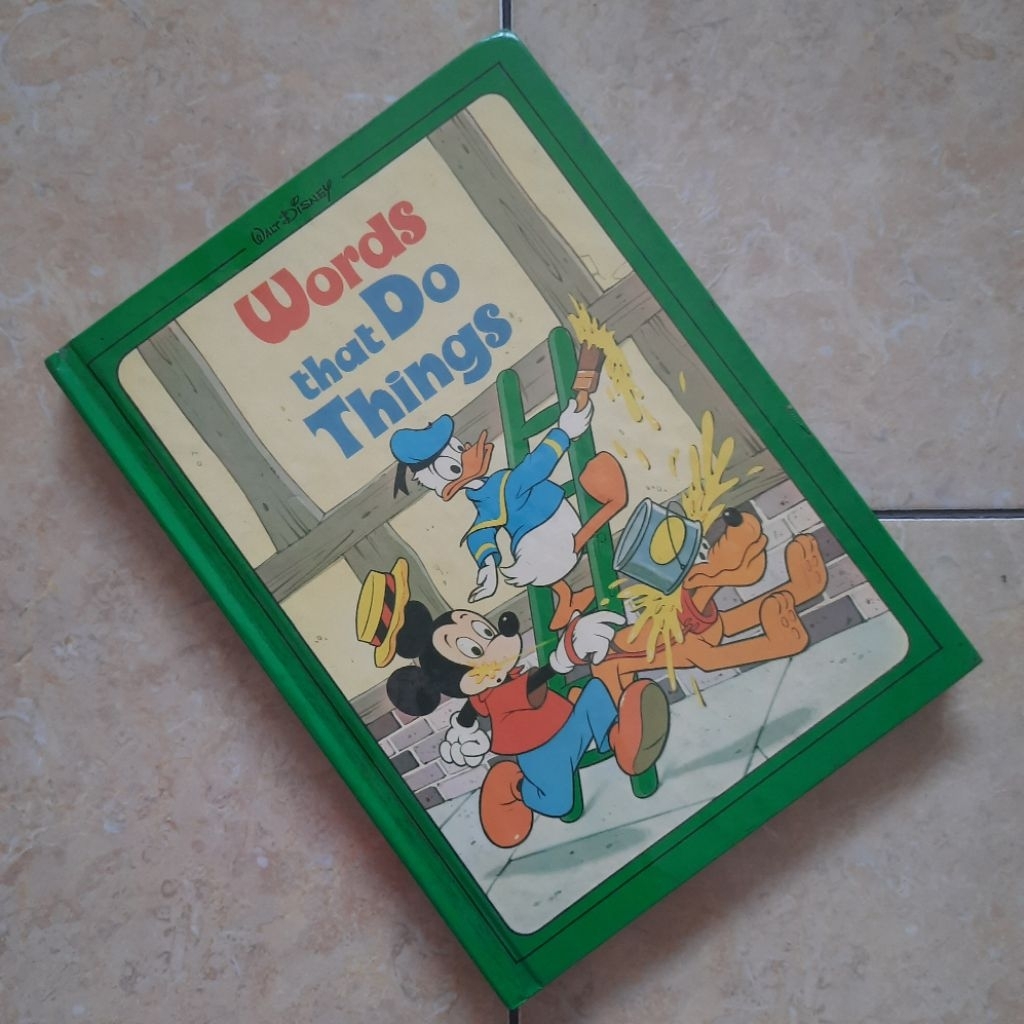 Buku Walt Disney Words That Do Things Bahasa Inggris Hardcover Full Color Original