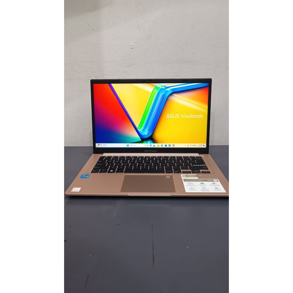 Asus vivobook A1404ZA