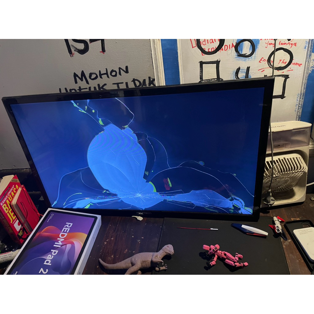 Tv Rusak/Minus Polytron 32inch smart tv Bahan Kanibalan Tipe udah ada di foto only TV