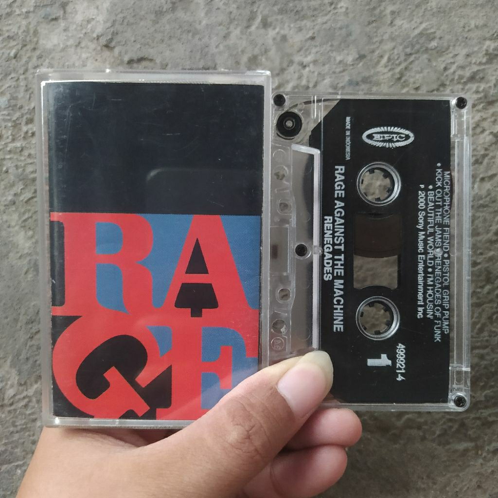 Kaset Pita Rage Against The Machine (RATM) - Renegades