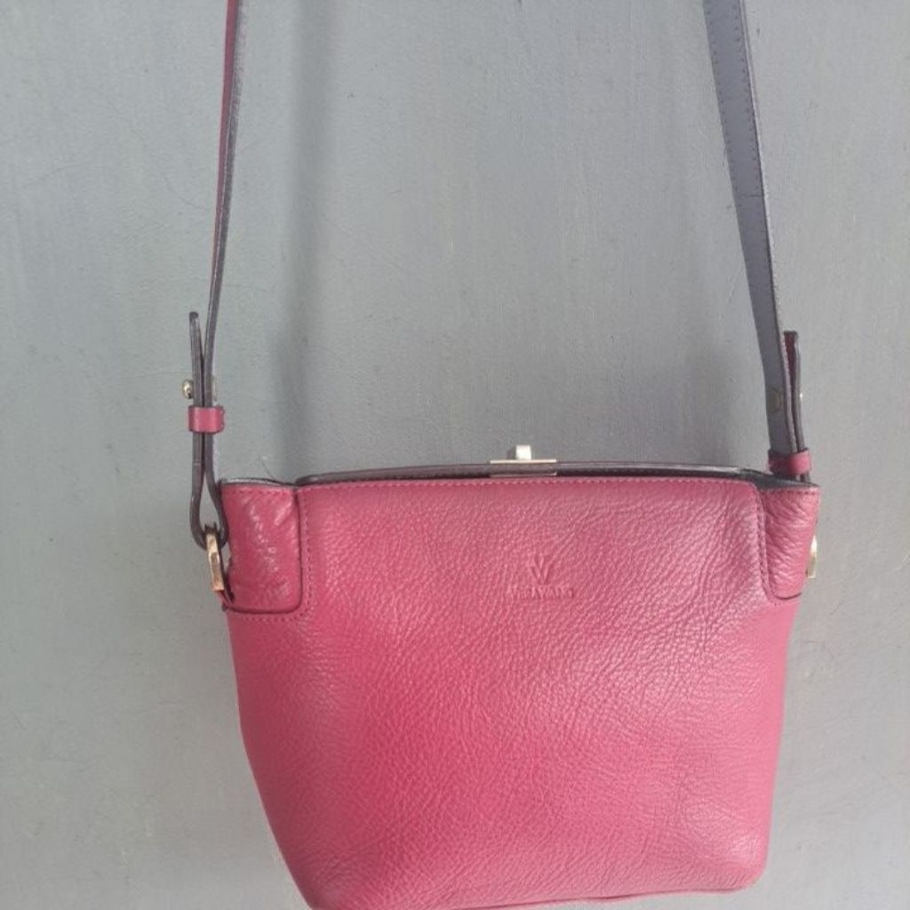 Tas sling vera wang