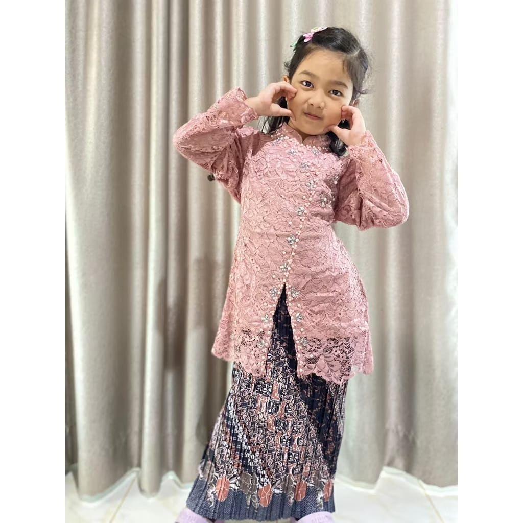 kebaya_exclusive -Set Kebaya Janggan Anak Perempuan Brokat Usia 4-12 tahun//Baju Kebaya Anak Brokat/