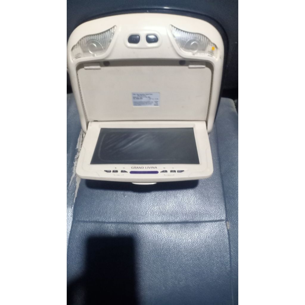 TV plafon grand livina