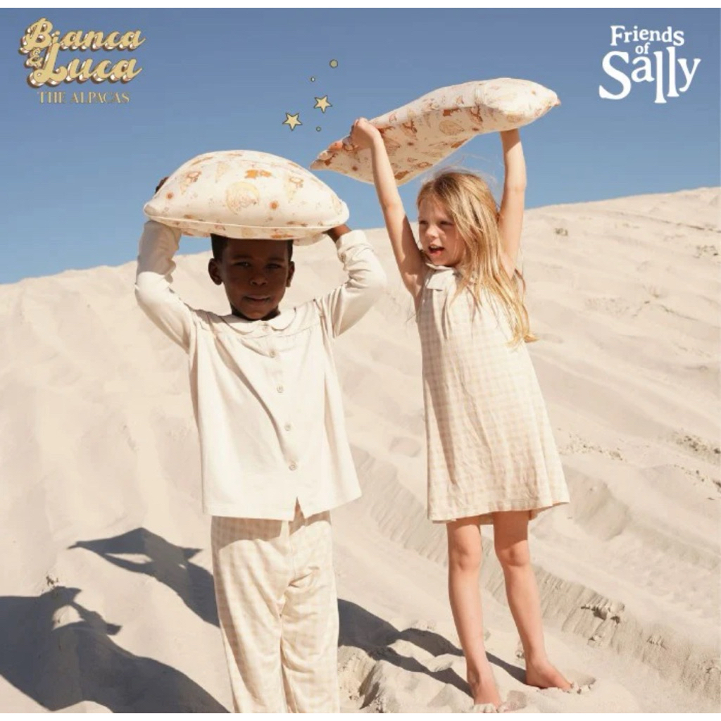 Friends of Sally gingham collar pajamas set