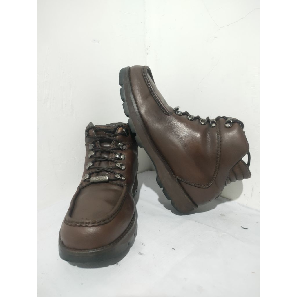 Sepatu tu Kulit Kasual Sneakers Mocto Rockport xcs, Size 43