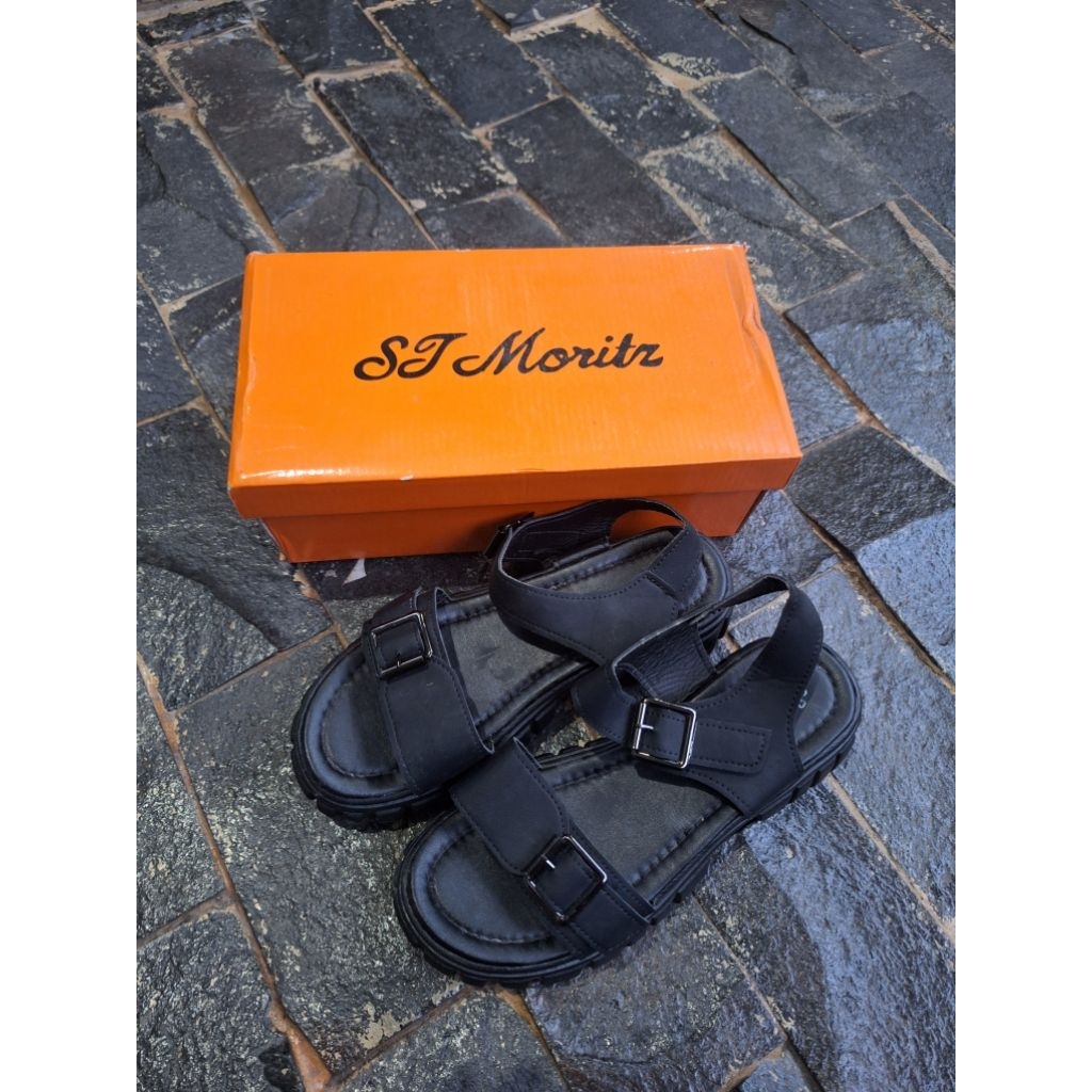 PRELOVED sendal st moritz