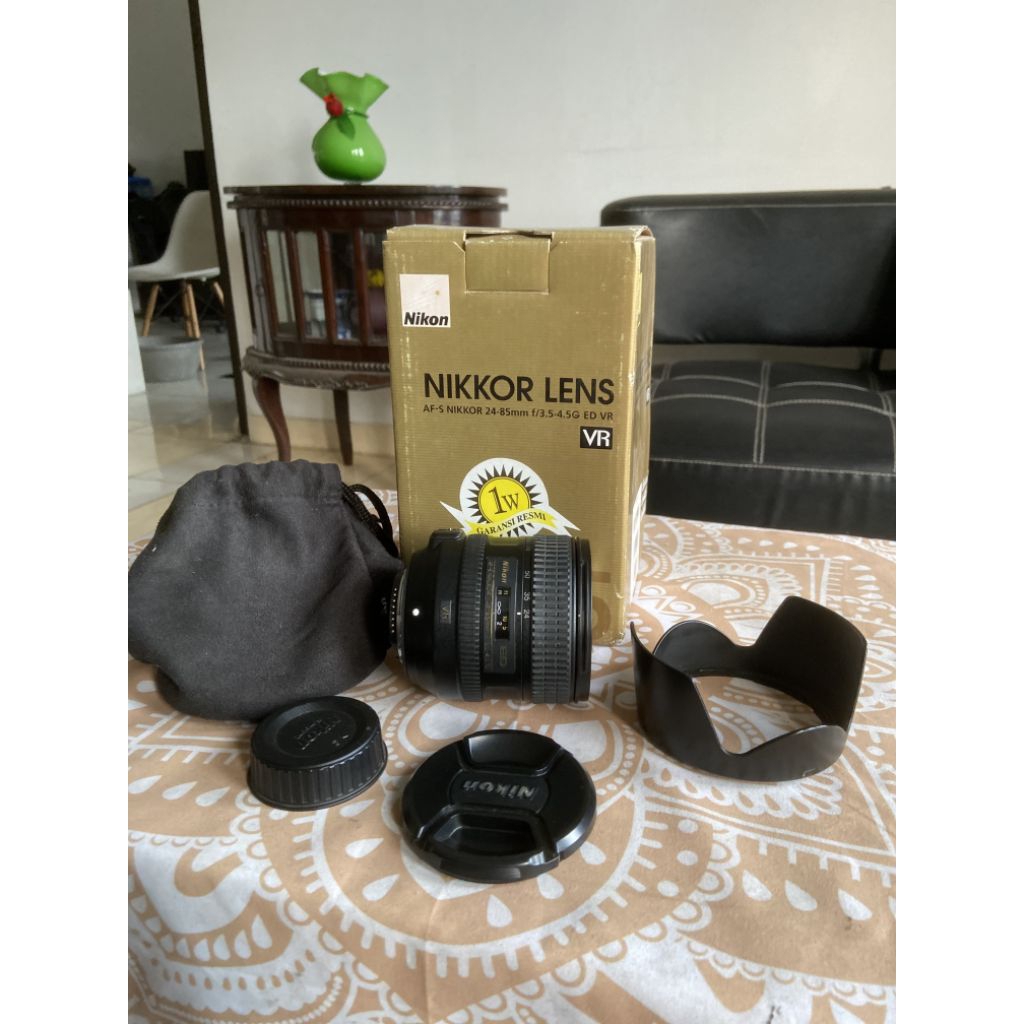 Lensa Nikon 24-85mm